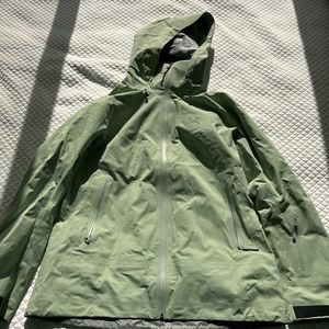 Arc’teryx Women’s Sentinel Ski Jacket